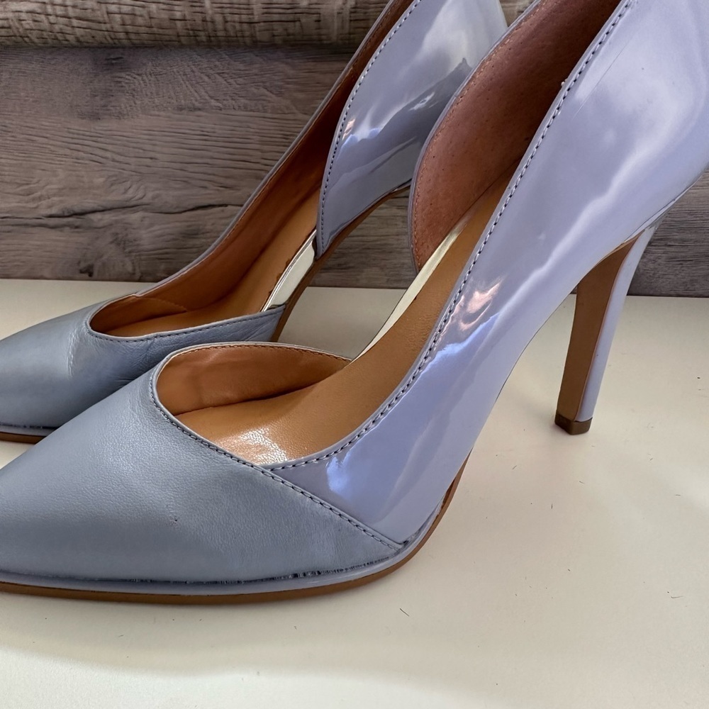 Kenneth Cole Reaction Heels size 6.5 - Picture 3 of 9